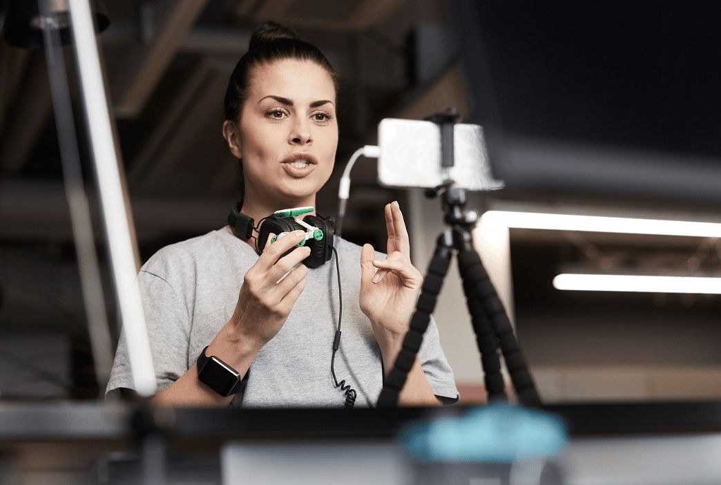 Learner progressing efficiently with AI and mentor support